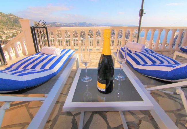 Villa en Calpe - MARYVILLA0831-Gran Vista-Wifi y Parking Gratis. Villa en Calpe - MARYVILLA0831-Gran Vista-Wifi y Parking Gratis.