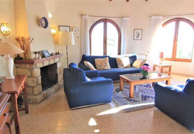 Villa en Calpe - MARYVILLA57-Wifi y Parking Gratis-Cerca Playa. Villa en Calpe - MARYVILLA57-Wifi y Parking Gratis-Cerca Playa.