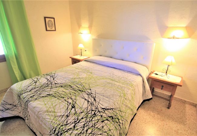 Villa en Calpe - MARYVILLA57-Wifi y Parking Gratis-Cerca Playa. Villa en Calpe - MARYVILLA57-Wifi y Parking Gratis-Cerca Playa.