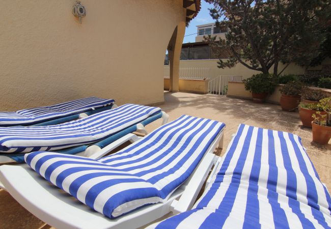 Villa en Calpe - MARYVILLA57-Wifi y Parking Gratis-Cerca Playa. Villa en Calpe - MARYVILLA57-Wifi y Parking Gratis-Cerca Playa.