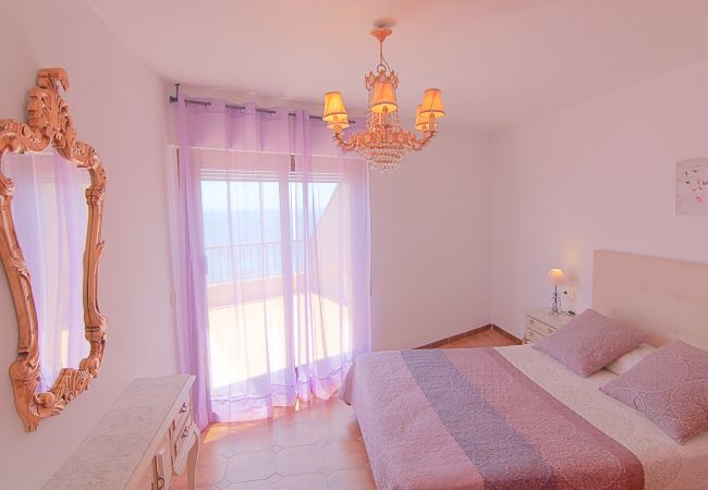 Apartamento en Calpe - ACARIBEP-1ºlínea Playa-Wifi y  Apartamento en Calpe - ACARIBEP-1ºlínea Playa-Wifi y