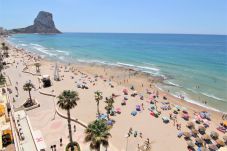 Apartamento en Calpe - APLAYAMAR-1ºlínea Playa-Wifi y Garaje Gratis.