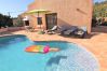Villa en Calpe - AMUCHOSOL-Piscina-Wifi y Parking Gratis. Villa en Calpe - AMUCHOSOL-Piscina-Wifi y Parking Gratis.