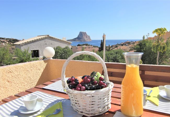 Villa en Calpe - AMIBARCO-Gran Vista-Wifi y Parking Gratis. Villa en Calpe - AMIBARCO-Gran Vista-Wifi y Parking Gratis.