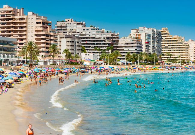 Villa en Calpe - AMIBARCO-Gran Vista-Wifi y Parking Gratis. Villa en Calpe - AMIBARCO-Gran Vista-Wifi y Parking Gratis.