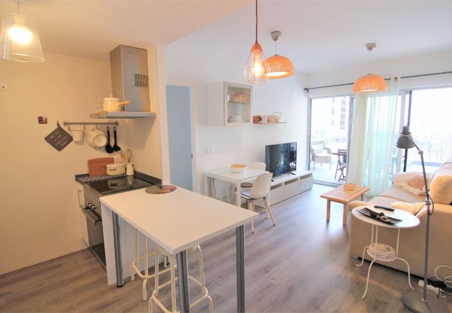 Apartamento en Calpe - MIRADORBEACH-1ºlínea Playa-Wifi y Garaje Gratis. Apartamento en Calpe - MIRADORBEACH-1ºlínea Playa-Wifi y Garaje Gratis.