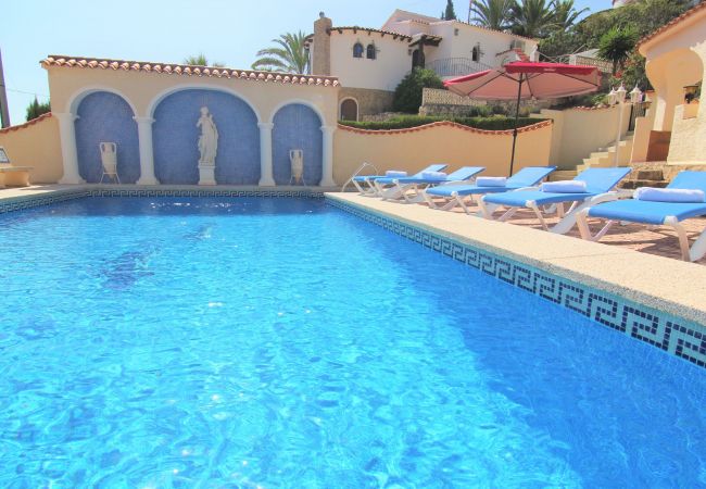 Villa en Calpe - VILLAVENUS-Gran Vista-Wifi y Parking Gratis. Villa en Calpe - VILLAVENUS-Gran Vista-Wifi y Parking Gratis.