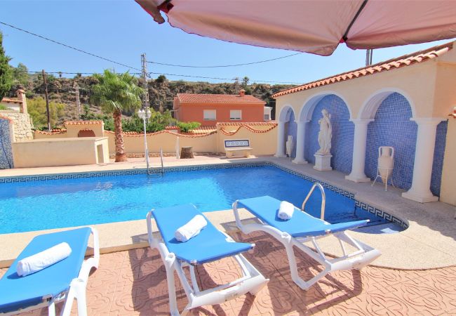 Villa en Calpe - VILLAVENUS-Gran Vista-Wifi y Parking Gratis. Villa en Calpe - VILLAVENUS-Gran Vista-Wifi y Parking Gratis.
