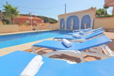 Villa en Calpe - VILLAVENUS-Gran Vista-Wifi y Parking Gratis.