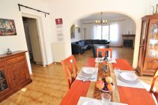 Villa en Calpe - VILLAPILA -Wifi y Parking Gratis-Cerca Playa.