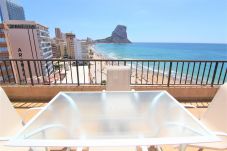 Ferienwohnung in Calpe / Calp - ACARIBEP-1ºlínea Playa-Wifi y Garaje Gratis.