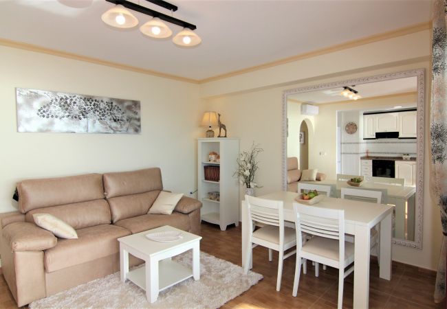 Ferienwohnung in Calpe - APLAYAMAR-1ºlínea Playa-Wifi y Garaje Gratis. Ferienwohnung in Calpe - APLAYAMAR-1ºlínea Playa-Wifi y Garaje Gratis.