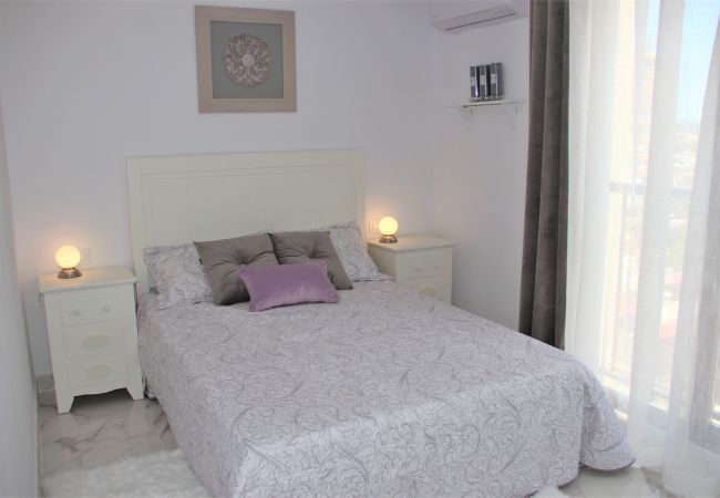 Ferienwohnung in Calpe - APLAYAMAR7-1ºlínea Playa-Wifi y Garaje Gratis. Ferienwohnung in Calpe - APLAYAMAR7-1ºlínea Playa-Wifi y Garaje Gratis.