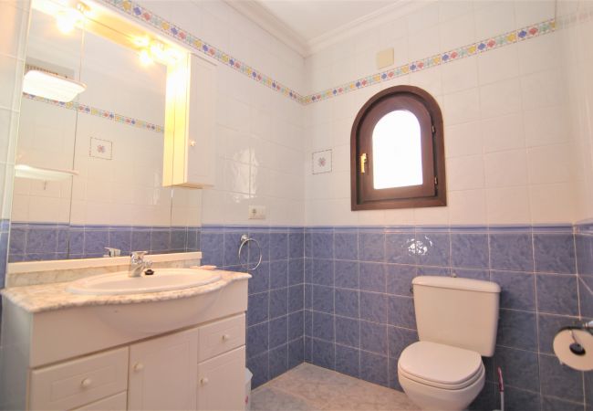 Villa in Calpe - ACAN0306-Wifi y Parking Gratis-Cerca de la Playa. Villa in Calpe - ACAN0306-Wifi y Parking Gratis-Cerca de la Playa.