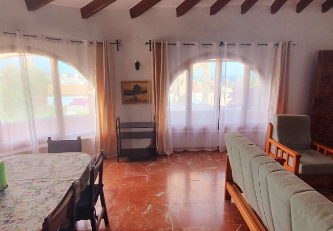 Villa in Calpe - ACAN0916-Wifi y Parking Gratis-Cerca de la Playa. Villa in Calpe - ACAN0916-Wifi y Parking Gratis-Cerca de la Playa.