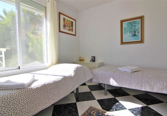 Villa in Calpe - AMIBARCO-Gran Vista-Wifi y Parking Gratis. Villa in Calpe - AMIBARCO-Gran Vista-Wifi y Parking Gratis.