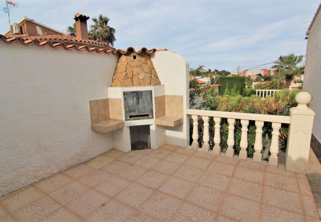 Villa in Calpe - ACAN0114-Wifi y Parking Gratis-Cerca de la Playa. Villa in Calpe - ACAN0114-Wifi y Parking Gratis-Cerca de la Playa.