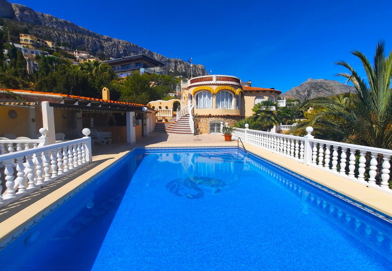 Villa in Calpe / Calp - MARYVILLA0257-Wifi y Parking Gratis-Cerca de la Pl Villa in Calpe / Calp - MARYVILLA0257-Wifi y Parking Gratis-Cerca de la Pl