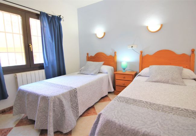 Villa in Calpe - MARYVILLA0231-Wifi y Parking Gratis-Cerca Playa Villa in Calpe - MARYVILLA0231-Wifi y Parking Gratis-Cerca Playa