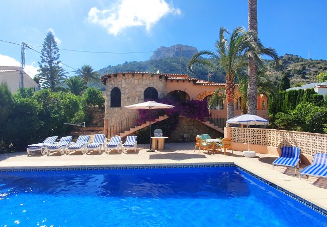Villa in Calpe - ACAN0916-Wifi y Parking Gratis-Cerca de la Playa. Villa in Calpe - ACAN0916-Wifi y Parking Gratis-Cerca de la Playa.