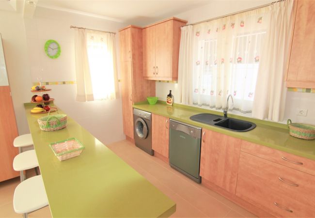Villa in Calpe - MARYVILLA1220-Wifi y Parking Gratis-Cerca Playa. Villa in Calpe - MARYVILLA1220-Wifi y Parking Gratis-Cerca Playa.