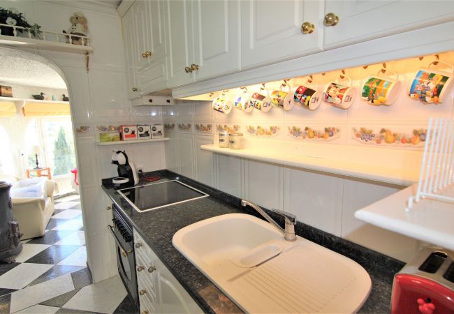 Villa in Calpe - AMIBARCO-Gran Vista-Wifi y Parking Gratis. Villa in Calpe - AMIBARCO-Gran Vista-Wifi y Parking Gratis.