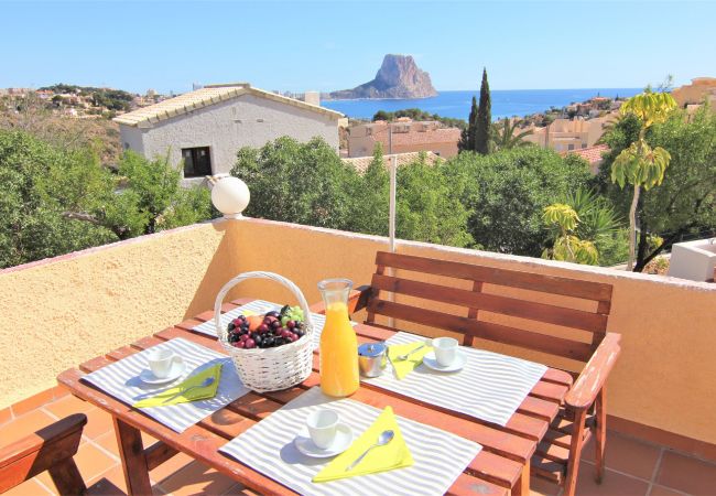 Villa in Calpe - AMIBARCO-Gran Vista-Wifi y Parking Gratis. Villa in Calpe - AMIBARCO-Gran Vista-Wifi y Parking Gratis.