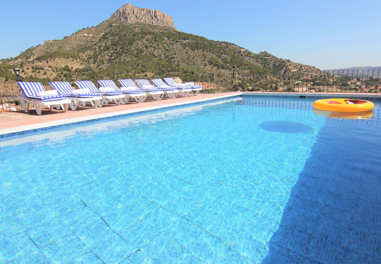 Villa in Calpe - MARYVILLA1016-Gran Vista-Wifi y Parking Gratis. Villa in Calpe - MARYVILLA1016-Gran Vista-Wifi y Parking Gratis.