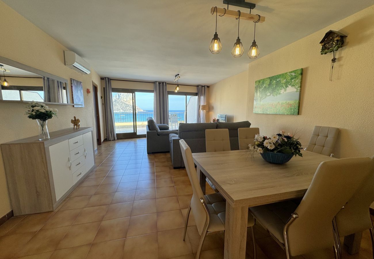 Appartement in Calpe - ACARIBEQ-1ºlínea Playa-Wifi y Garaje Gratis. Appartement in Calpe - ACARIBEQ-1ºlínea Playa-Wifi y Garaje Gratis.