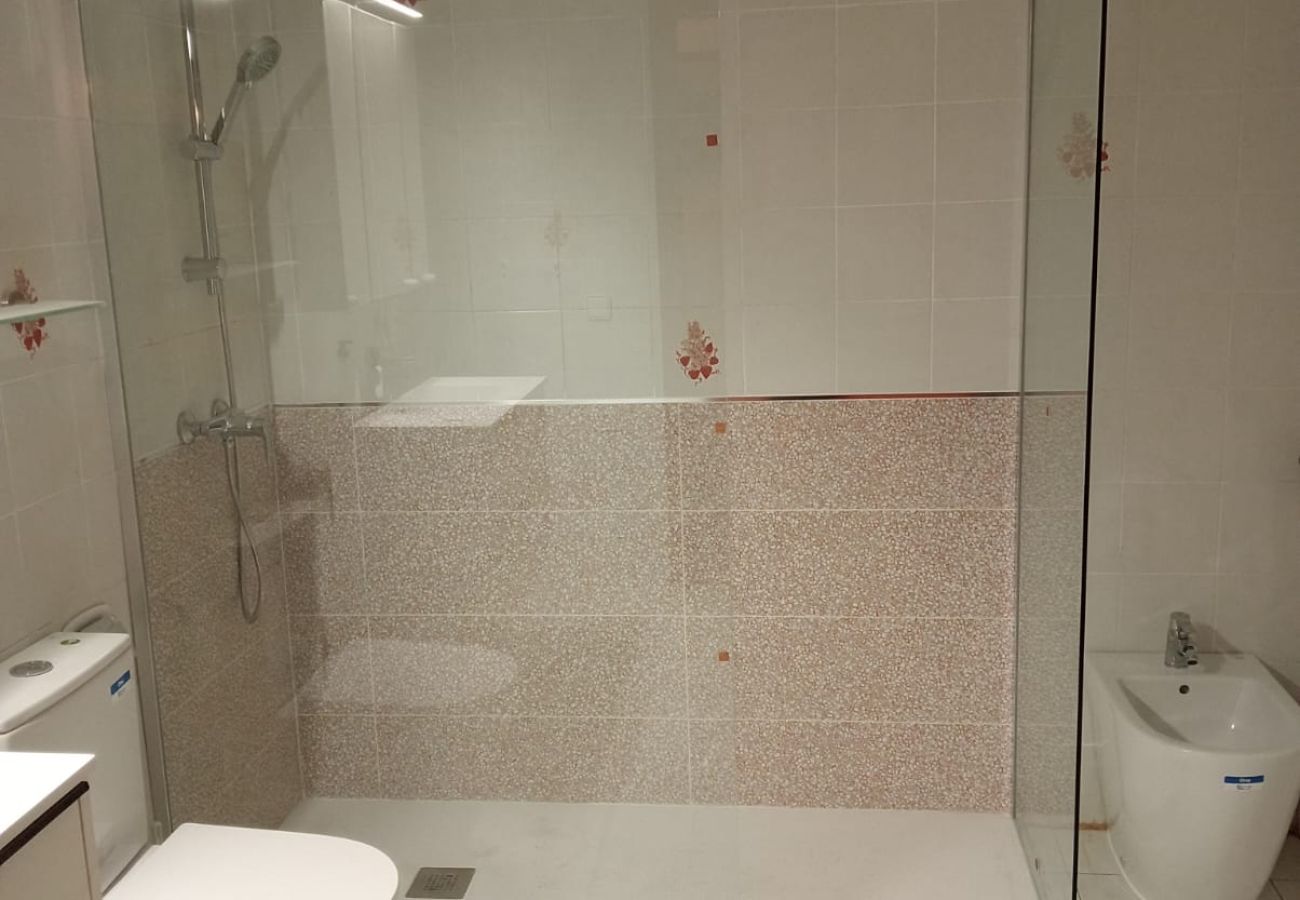 Appartement in Calpe - ACARIBEQ-1ºlínea Playa-Wifi y Garaje Gratis. Appartement in Calpe - ACARIBEQ-1ºlínea Playa-Wifi y Garaje Gratis.