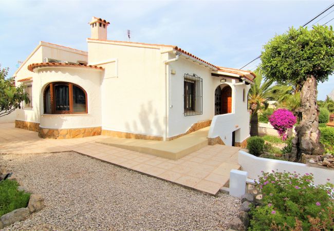 Villa in Calpe - ACAN0114-Wifi y Parking Gratis-Cerca de la Playa. Villa in Calpe - ACAN0114-Wifi y Parking Gratis-Cerca de la Playa.