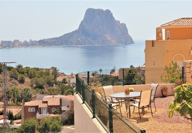 Chalet in Calpe - MONTESOL28-Wifi y Parking Gratis-Cerca Playa. Chalet in Calpe - MONTESOL28-Wifi y Parking Gratis-Cerca Playa.
