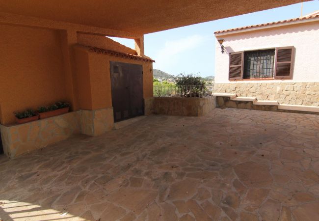 Villa in Calpe - MARYVILLA0231-Wifi y Parking Gratis-Cerca Playa Villa in Calpe - MARYVILLA0231-Wifi y Parking Gratis-Cerca Playa