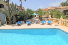 Villa in Calpe / Calp - ATOSAL61-Gran Vista-Wifi y Parking Gratis.