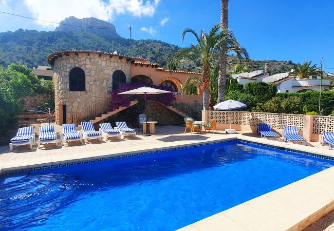 Villa/Dettached house in Calpe - ACAN0916-Wifi y Parking Gratis-Cerca de la Playa.