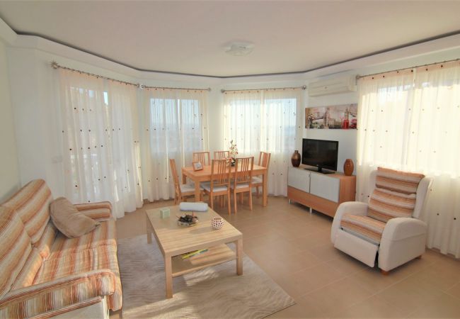 Villa in Calpe - MARYVILLA1220-Wifi y Parking Gratis-Cerca Playa. Villa in Calpe - MARYVILLA1220-Wifi y Parking Gratis-Cerca Playa.