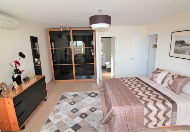 Villa in Calpe - MARYVILLA1220-Wifi y Parking Gratis-Cerca Playa. Villa in Calpe - MARYVILLA1220-Wifi y Parking Gratis-Cerca Playa.