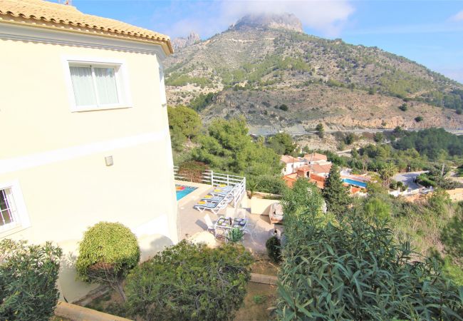 Villa in Calpe - MARYVILLA1220-Wifi y Parking Gratis-Cerca Playa. Villa in Calpe - MARYVILLA1220-Wifi y Parking Gratis-Cerca Playa.