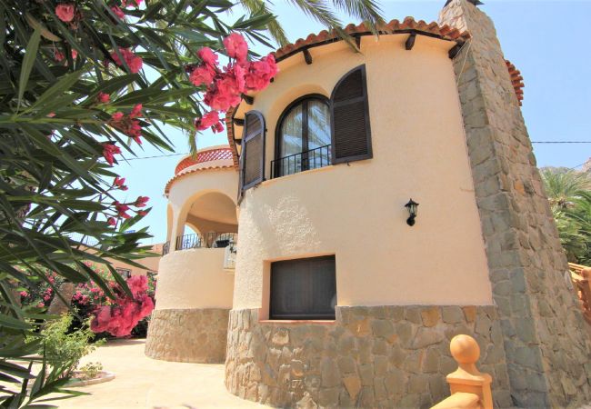 Villa/Dettached house in Calpe - MARYVILLA0224-Wifi y Parking Gratis-Cerca Playa