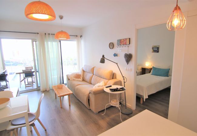 Apartment in Calpe - MIRADORBEACH-1ºlínea Playa-Wifi y Garaje Gratis. Apartment in Calpe - MIRADORBEACH-1ºlínea Playa-Wifi y Garaje Gratis.