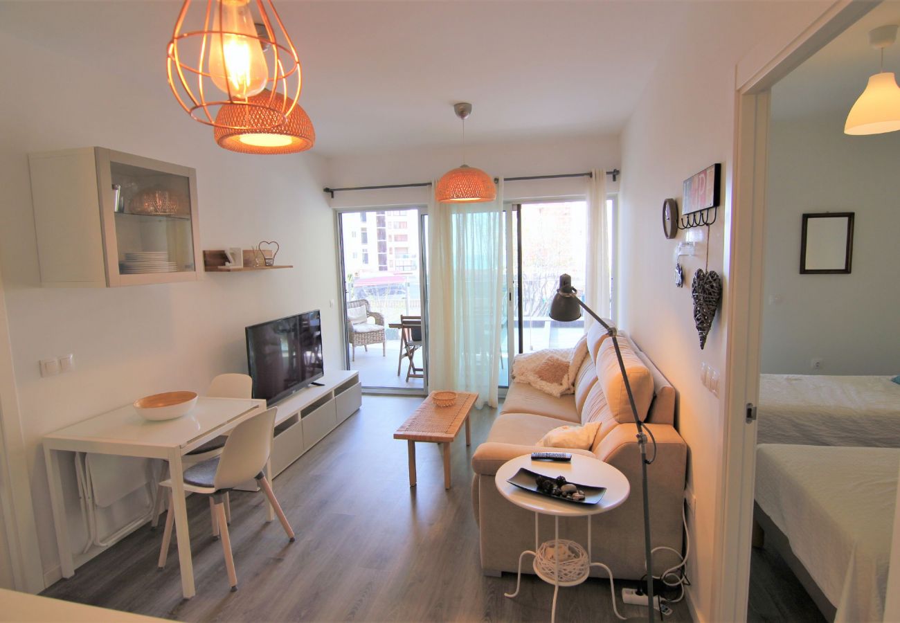 Apartment in Calpe / Calp - MIRADORBEACH-1ºlínea Playa-Wifi y Garaje Gratis. Apartment in Calpe / Calp - MIRADORBEACH-1ºlínea Playa-Wifi y Garaje Gratis.