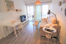 Apartment in Calpe / Calp - MIRADORBEACH-1ºlínea Playa-Wifi y Garaje Gratis.
