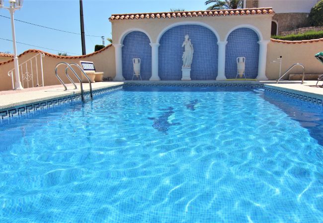 Villa in Calpe - VILLAVENUS-Gran Vista-Wifi y Parking Gratis. Villa in Calpe - VILLAVENUS-Gran Vista-Wifi y Parking Gratis.