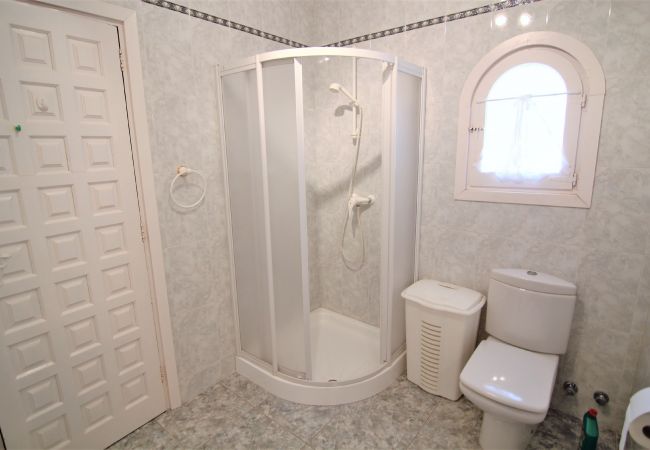 Villa in Calpe - VILLAVENUS-Gran Vista-Wifi y Parking Gratis. Villa in Calpe - VILLAVENUS-Gran Vista-Wifi y Parking Gratis.