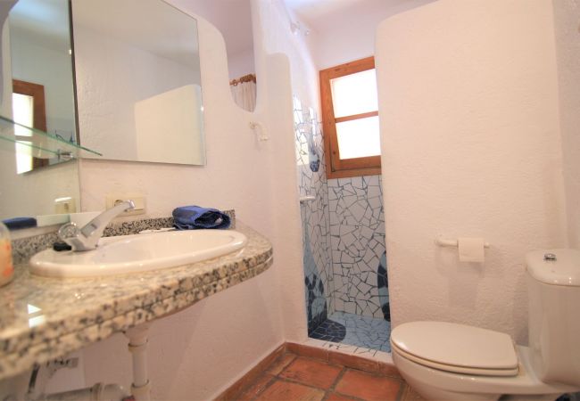 Villa à Calpe - AMUCHOSOL-Piscina-Wifi y Parking Gratis. Villa à Calpe - AMUCHOSOL-Piscina-Wifi y Parking Gratis.