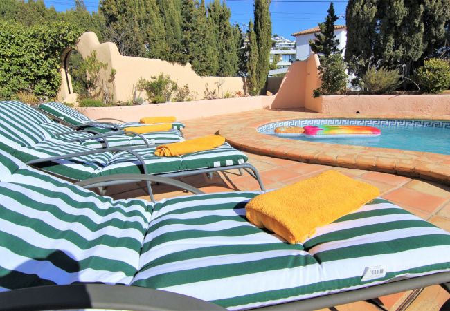 Villa à Calpe - AMUCHOSOL-Piscina-Wifi y Parking Gratis. Villa à Calpe - AMUCHOSOL-Piscina-Wifi y Parking Gratis.