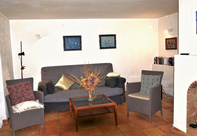 Villa à Calpe - AMUCHOSOL-Piscina-Wifi y Parking Gratis. Villa à Calpe - AMUCHOSOL-Piscina-Wifi y Parking Gratis.