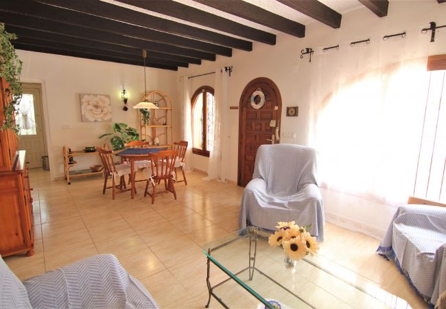 Villa à Calpe - VILLAVENUS-Gran Vista-Wifi y Parking Gratis. Villa à Calpe - VILLAVENUS-Gran Vista-Wifi y Parking Gratis.