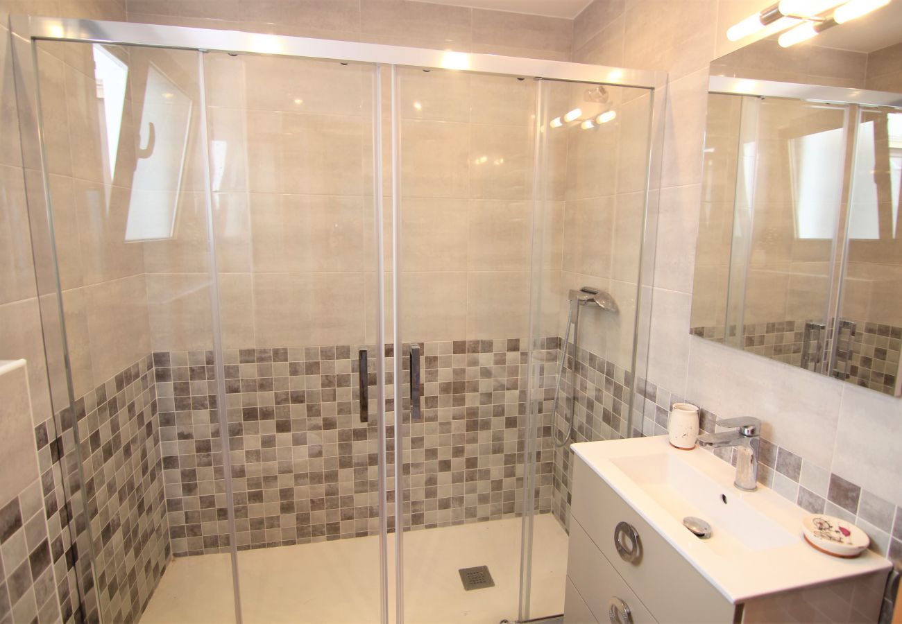 Апартаменты на Кальпе / Calpe - ACARI0406-1ºlínea Playa-Wifi y Garaje Gratis. Апартаменты на Кальпе / Calpe - ACARI0406-1ºlínea Playa-Wifi y Garaje Gratis.