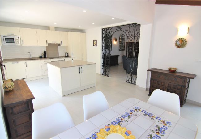 Вилла на Calpe - MARYVILLA0220-Wifi y Parking Gratis-Cerca Playa Вилла на Calpe - MARYVILLA0220-Wifi y Parking Gratis-Cerca Playa